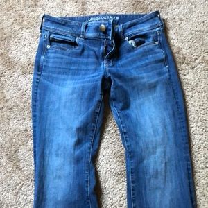American Eagle kick boot jeans size 8 short